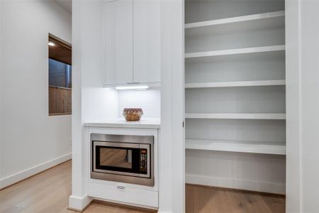 New construction Single-Family house 1935 W Clay St, Houston, TX 77019 null- photo 11 11