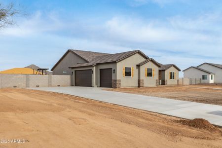 New construction Single-Family house 9544 W Sandstone Mountain Dr, Casa Grande, AZ 85194 - image