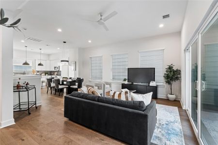 New construction Single-Family house 529 Moving Meadows Dr, Houston, TX 77018 - image 8