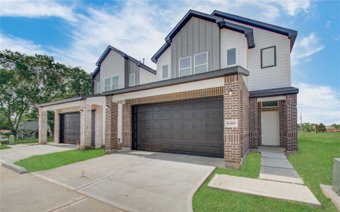 New construction Single-Family house 6410 Leopold Star Lane, Houston, TX 77048 Saphire- photo 0