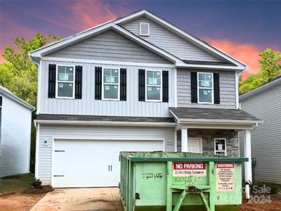 New construction Single-Family house 7211 Stoney Wood Lane, Charlotte, NC 28215 - photo 0