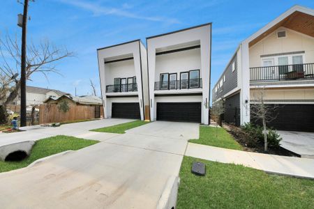New construction Single-Family house 3524 Rebecca St, Houston, TX 77021 - image