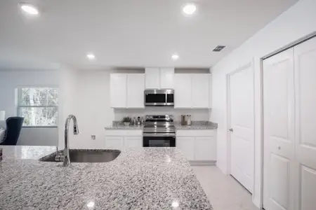 New construction Single-Family house 3266 Slama Ave Se, Palm Bay, FL 32909 plan The Violet - image 8