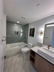 New construction Condo house 159 Ne 6Th St, Unit 3810, Miami, FL 33132 - image 8