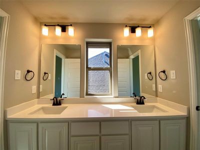 New construction Single-Family house 140 Kenilworth Ln, Greenville, TX 75401 - image 10