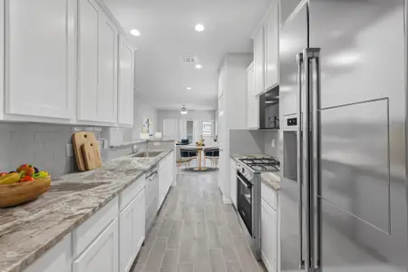 New construction Single-Family house 24709 Stablewood Forest Ct, Huffman, TX 77336 null- photo 5 5