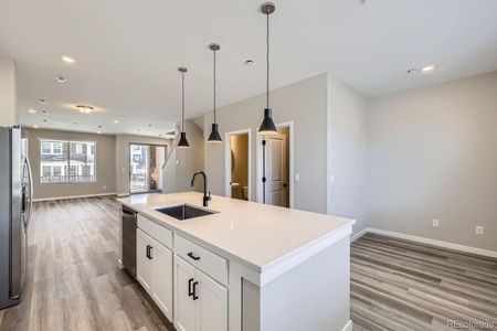 New construction Townhouse house 9656 Browns Peak Cir, Littleton, CO 80125 Peak- photo 7 7