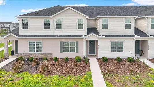 New construction Townhouse house 5836 Freshwater Canyon Dr, St. Cloud, FL 34771 - image