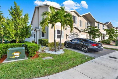 New construction Townhouse house 1707 Se 9Th Ter, Homestead, FL 33034 - photo 0