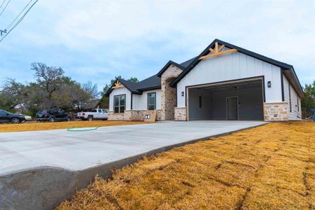 New construction Single-Family house 1509 Anaconda Trl, Granbury, TX 76048 - image