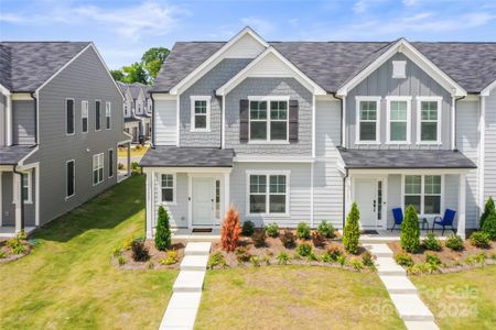 New construction Townhouse house 16317 Leading Street, Charlotte, NC 28273 - photo 0