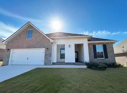New construction Single-Family house 2735 Louis Cir, Crestview, FL 32536 plan Hickory III G - image