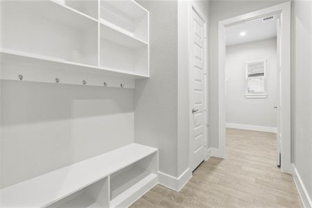 New construction Single-Family house 400 Inner Cove Ln, Waller, TX 77484 null- photo 14 14