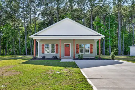 New construction Single-Family house 310 S Eastwood Dr, Benson, NC 27504 - image