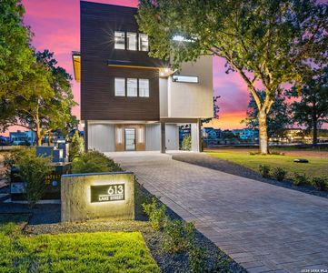 New construction Single-Family house 613 Lake St, Kingsland, TX 78639 - image 19
