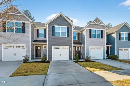 New construction Townhouse house 6684 Gibraltar Rock Dr, Raleigh, NC 27610 - image
