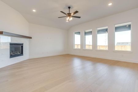 New construction Single-Family house 825 Feathergrass Pl, Haslet, TX 76052 plan Tyler - image 18