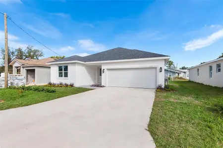 New construction Single-Family house 2519 Ave E Sw, Winter Haven, FL 33880 - image