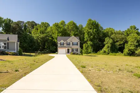 New construction Single-Family house 100 Disc Dr, Willow Spring, NC 27592 - image