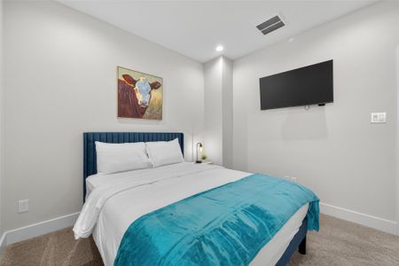 New construction Single-Family house 833 Dorchester St St, Unit E, Houston, TX 77022 - image 8