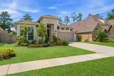 New construction Single-Family house 15618 Turtlehead Trl, Conroe, TX 77302 plan Design 2251W - image