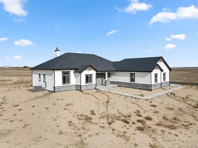 New construction Single-Family house 62101 E 32Nd Ct, Strasburg, CO 80136 - image
