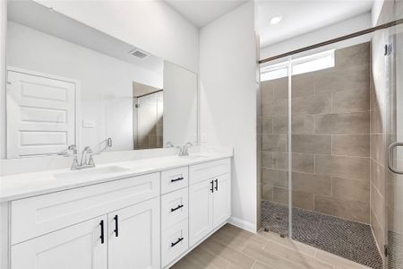 New construction Single-Family house 14159 Mellow Pine Ct, Houston, TX 77032 - image 9