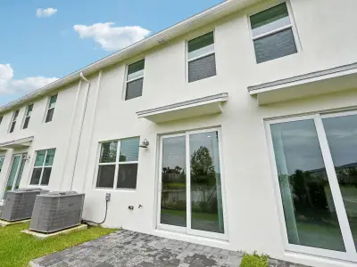 New construction Townhouse house 479 Salisbury Cir, Fort Pierce, FL 34982 plan Pompano - image