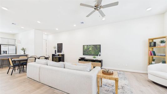 New construction Single-Family house 3065 Hicks St, Houston, TX 77007 - image 3