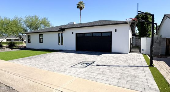 New construction Single-Family house 3901 E Weldon Ave, Phoenix, AZ 85018 null- photo 0