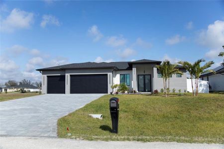 New construction Single-Family house 2217 Ne 15Th Ter, Cape Coral, FL 33909 - image