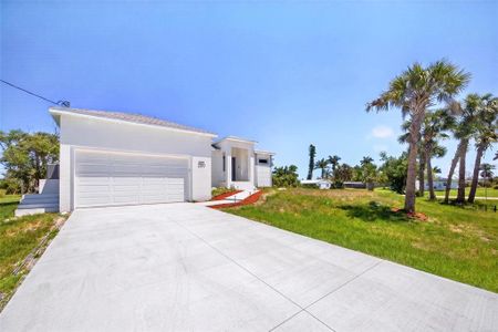 New construction Single-Family house 200 Leach Dr, Punta Gorda, FL 33950 - image