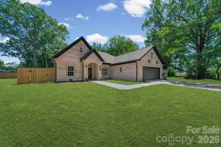 New construction Single-Family house 5121 Morningwood Dr, Matthews, NC 28105 - image