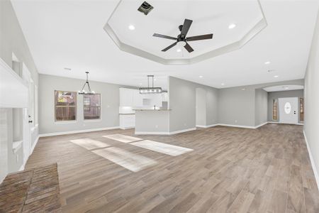 New construction Single-Family house 512 Sandy Oaks Dr, Huntsville, TX 77340 - image 16