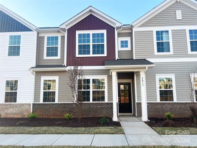 New construction Townhouse house 9811 Old Garden Circle, Gastonia, NC 28056 - photo 0