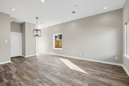 New construction Single-Family house 414 Stonework Landing Ln, Houston, TX 77076 PRIMROSE- photo 11 11