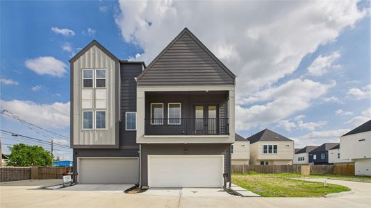 New construction Single-Family house 2710 Jensen Creek Ln, Houston, TX 77026 - image