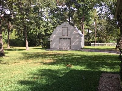 New construction Single-Family house 14212 14216 Horseshoe Bnd, Conroe, TX 77384 - image