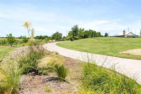 New construction Single-Family house 704 Jaguar Rdg, Godley, TX 76044 Teak II H- photo 27 27