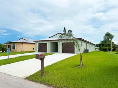 New construction Single-Family house 141 Mediterranean Blvd N, Port St. Lucie, FL 34952 - image