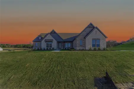 New construction Single-Family house 424 Texas Sage Trl, Weatherford, TX 76082 - image