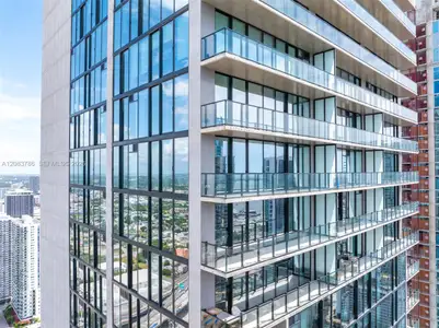 New construction Condo house 20 Ne 11 St, Unit 5204, Miami Beach, FL 33139 - image