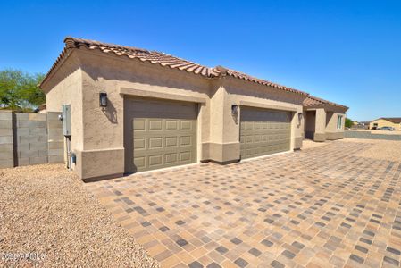 New construction Single-Family house 3610 N Mohu Dr, Eloy, AZ 85131 - image