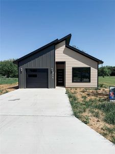 New construction Single-Family house 211 N 4Th St, Grandview, TX 76050 null- photo 0