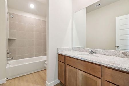 New construction Single-Family house 510 Tejas Village Pkwy, Beasley, TX 77417 plan Linden - image 7