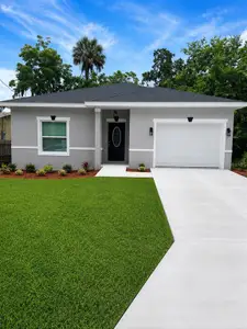 New construction Single-Family house 545 N Lincoln St, Daytona Beach, FL 32114 - image