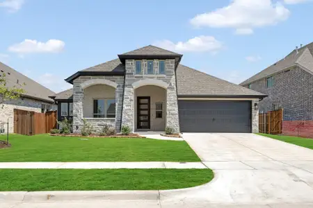 New construction Single-Family house 1621 Community Dr, Cedar Hill, TX 75104 plan Carolina - image