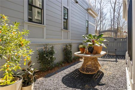 New construction Single-Family house 11859 Serenbe Ln, Chattahoochee Hills, GA 30268 - image