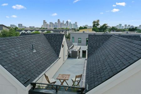 New construction Townhouse house 2229 Aarhus Wy, Dallas, TX 75204 - image