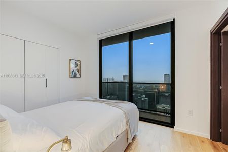 New construction Condo house 398 Ne 5Th St, Unit 3718-3719, Miami, FL 33132 - image 7